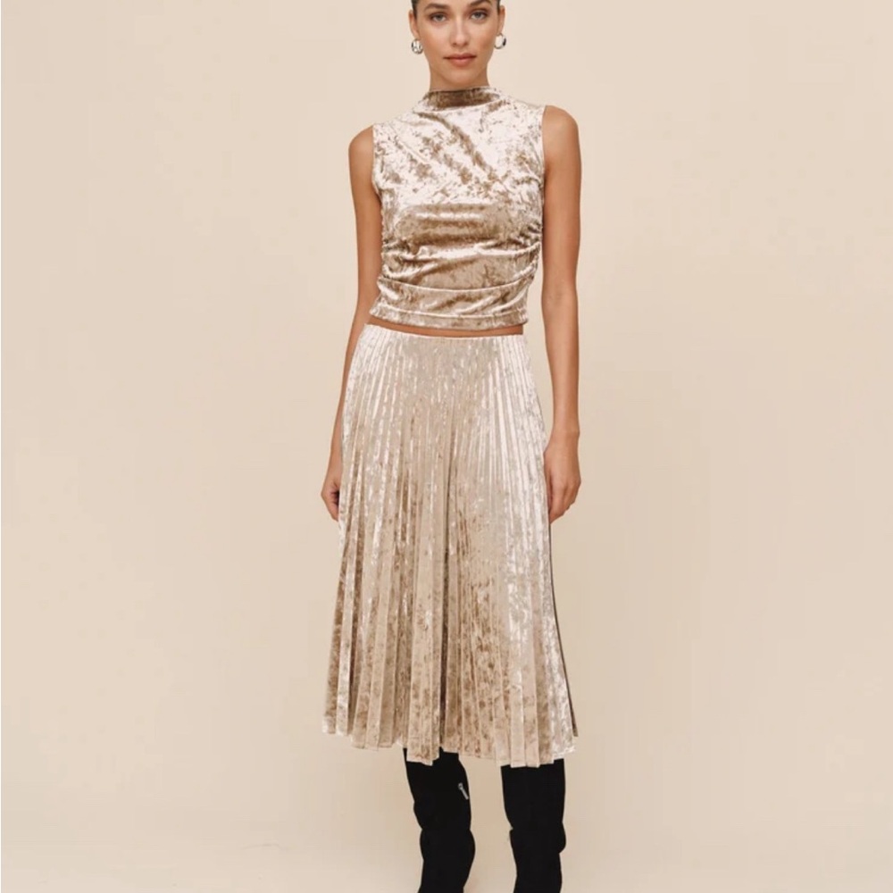 Bella Dahl Velvet Midi Set in Gold NWT - Picture 6 of 10